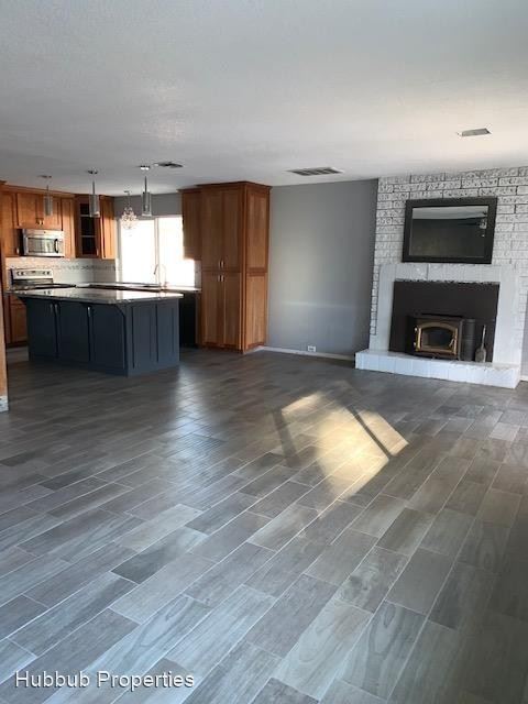 Foto del edificio - 4 br, 2 bath House - 3650 Riverview Dr.