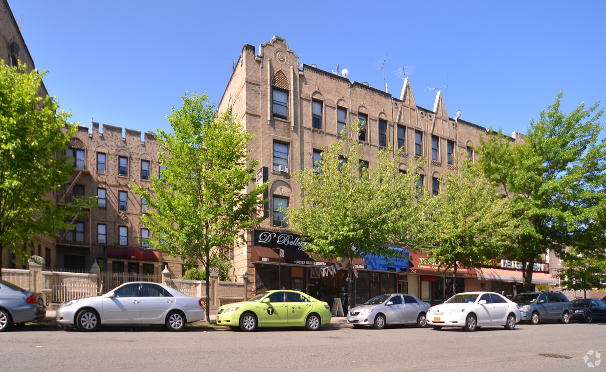 Foto del edificio - 1957 Bronxdale Ave