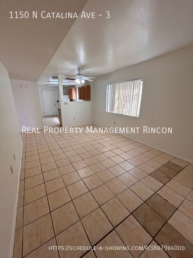 Building Photo - 1150 N Catalina Ave