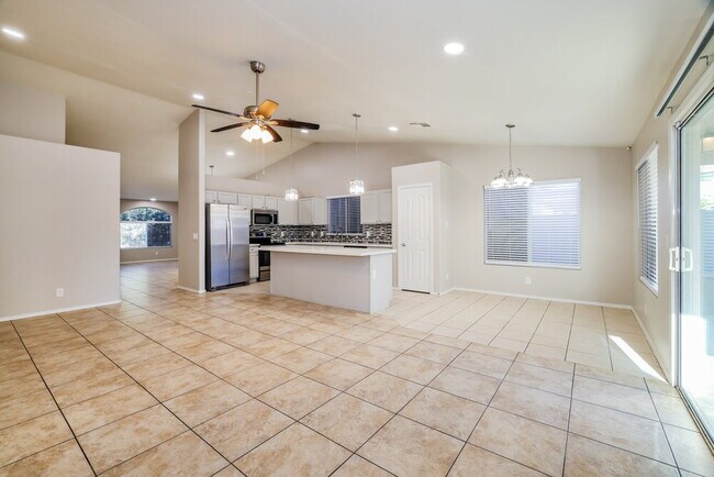 Foto del edificio - 2904 W Sunland Ave