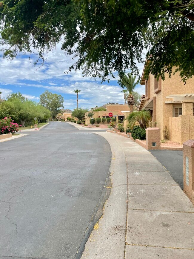 Foto del edificio - 10431 North 11th St