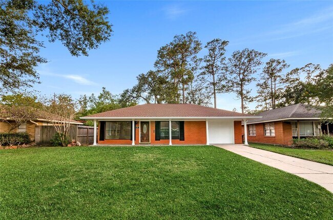 Building Photo - 2007 Viking Dr