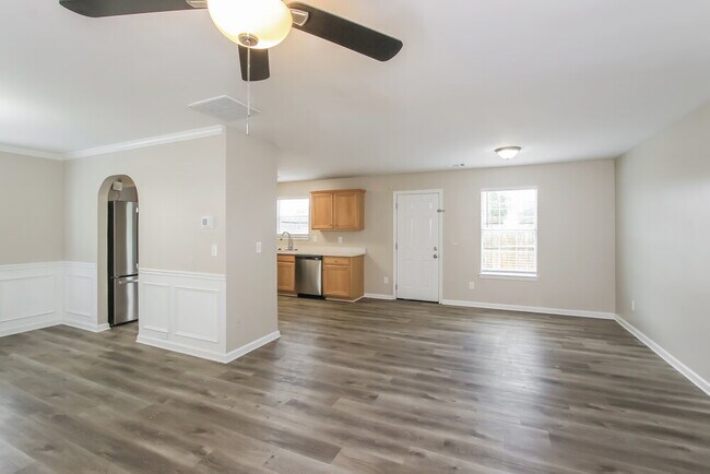 Building Photo - 2436 Cornell Cir
