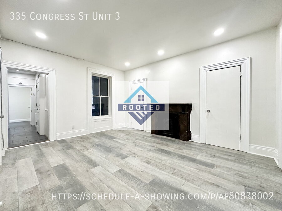 Primary Photo - 335 Congress St