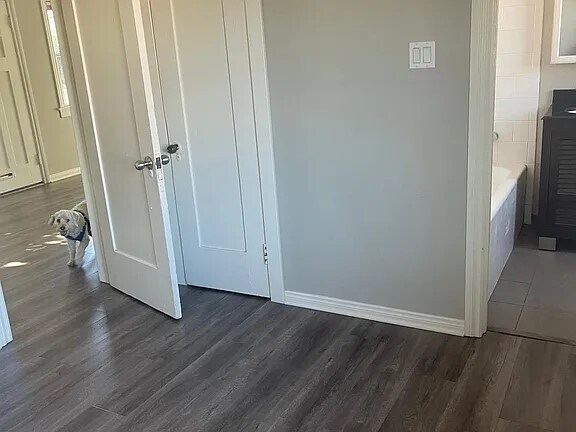 Foto del edificio - 1111 Blake Ave