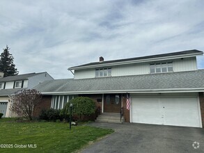 Building Photo - 12 Friebel Rd