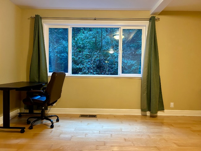 Foto del edificio - 435 Hubbard Gulch Rd