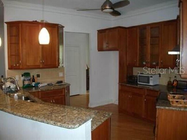 Building Photo - 2772 Challenger Dr