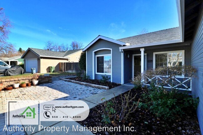 Building Photo - 3 br, 2 bath House - 2133 Hemingway St