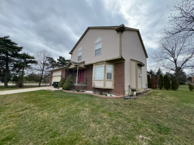Foto del edificio - 3970 Orchardview Ave
