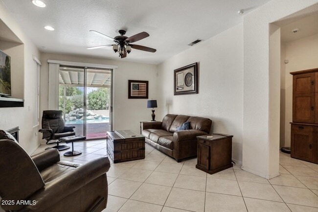Foto del edificio - 8857 N 66th Ave