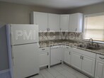Foto principal - 145 S Oxford Ave