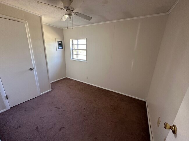 Building Photo - 108 N Anita Dr