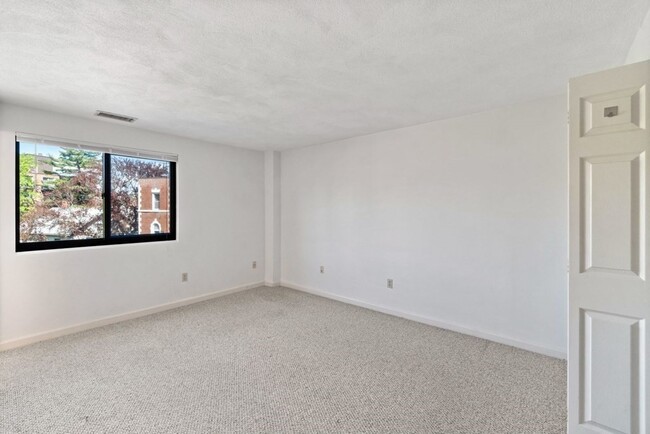 Building Photo - 1600 Massachusetts Ave