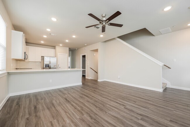 Foto del edificio - 18435 Idyllic Aly