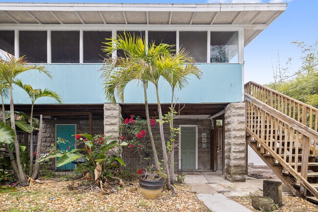 Building Photo - 511 41st Ave S