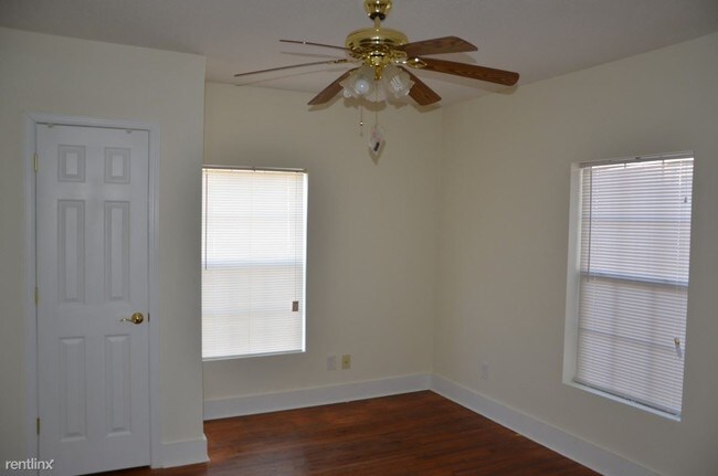 Foto del edificio - 2 br, 1 bath House - 218 Porter Ave