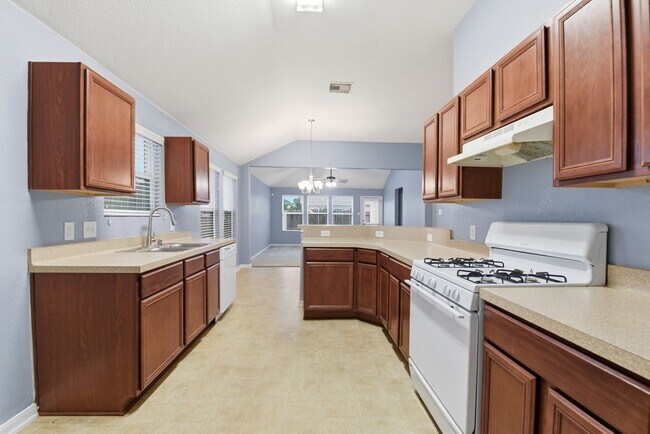 Foto del edificio - 16763 N Blue Jay Dr