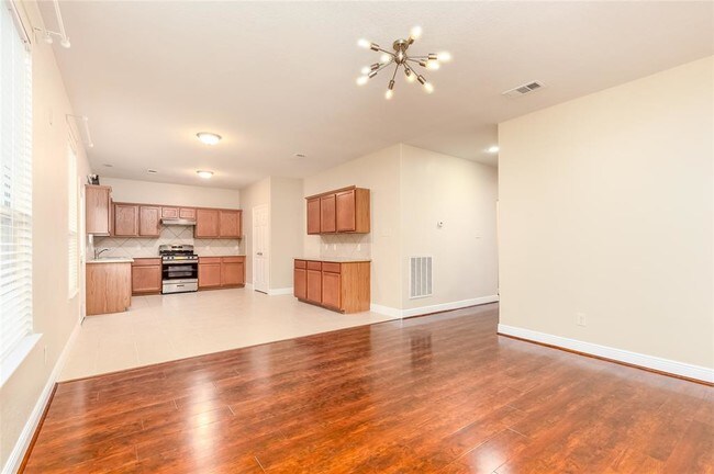 Foto del edificio - 9726 Angleside Ln