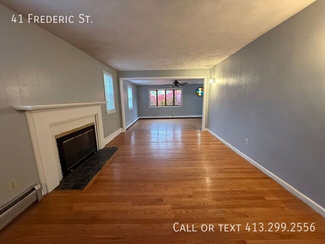 Building Photo - 41 Frederic St
