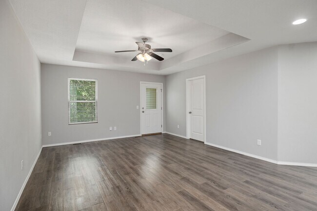 Foto del edificio - 3 Bedroom Duplex Rental in Springfield!