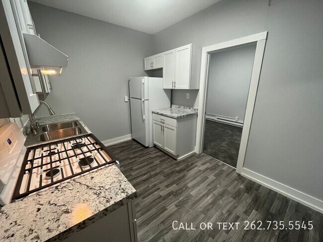 Foto del edificio - 1741 S 81st St