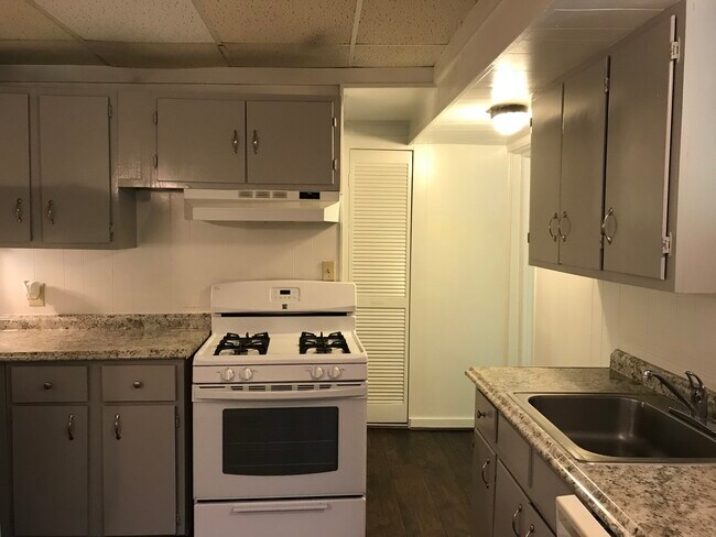Cocina - 633 Clairmont Cir