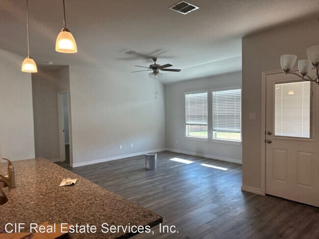 Building Photo - 4 br, 2 bath House - 10824 Hollister Ln.
