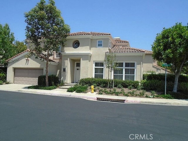 Building Photo - 2657 Plumb Dr