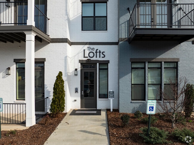 Building Photo - The Lofts at Town Madison