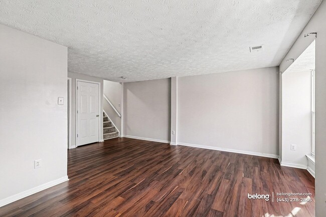 Building Photo - 535 Pensacola Dr