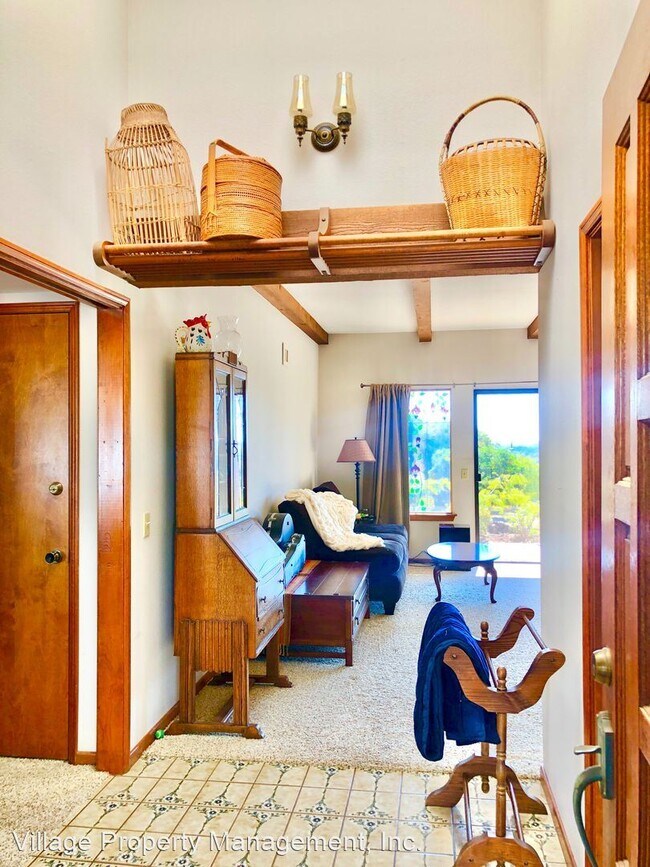 Foto del edificio - 3 br, 2 bath House - 732 Carnation Lane