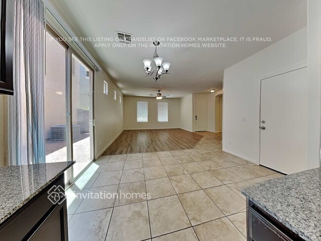 Building Photo - 1489 S Colt Dr