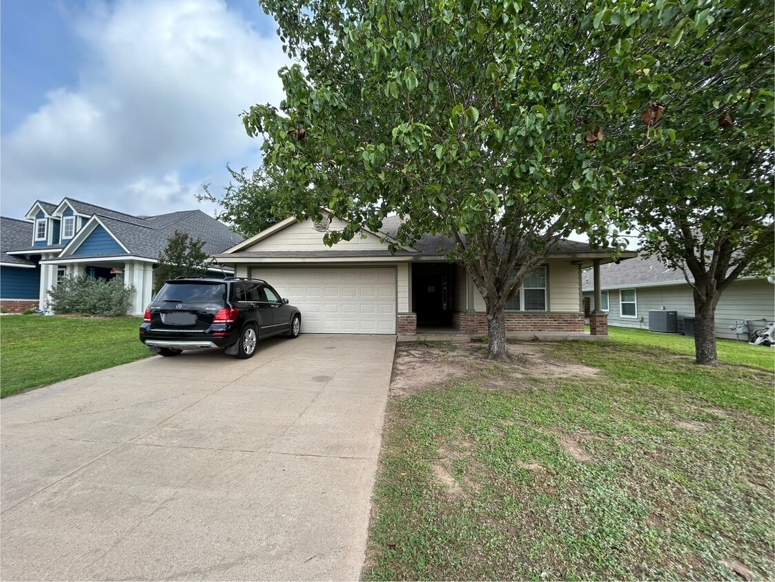 Photo - 3933 Tranquil Path Dr (College Station, TX)