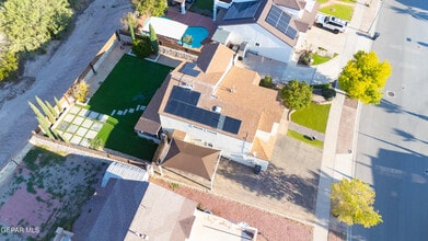 Building Photo - 409 Emerald Bluff Dr