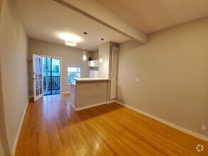 Building Photo - 258 Shipley