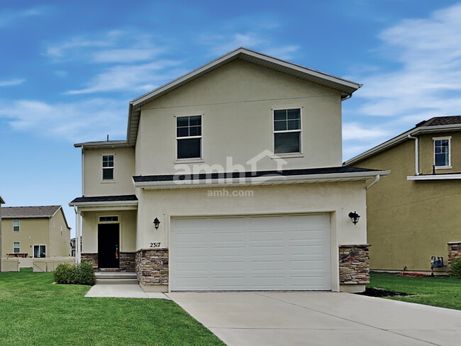 Building Photo - 2317 Surry Way