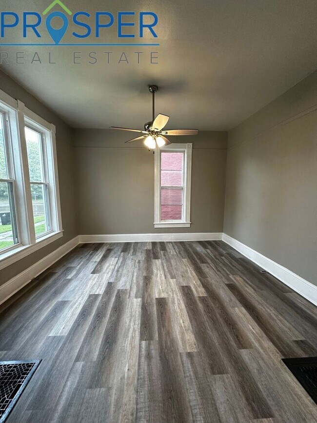 Foto del edificio - Charming 4 Bedroom House on Earl Street - ...