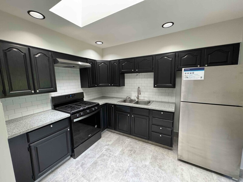 Foto principal - 409 Oakland Ave