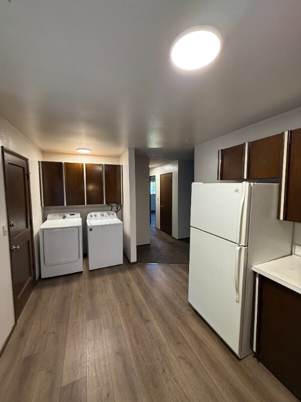 Foto del edificio - 10401 66th Ave E