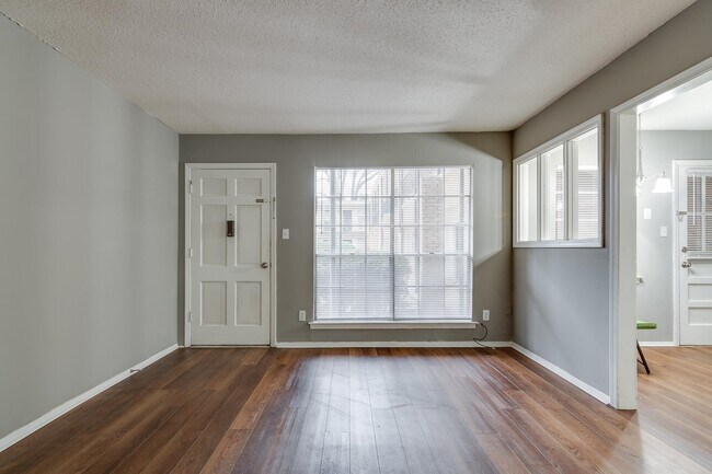 Foto del edificio - 3646 Spottswood Ave