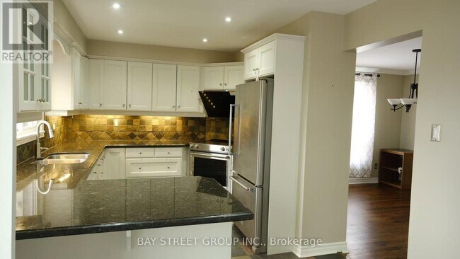 Building Photo - 9 Chadburn Crescent