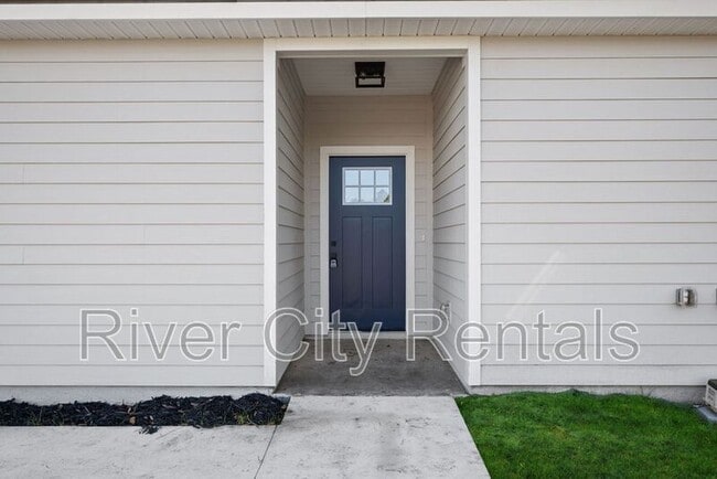 Foto del edificio - 7596 Silver Sands Rd