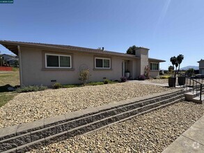 Building Photo - 2313 Bundros Ct