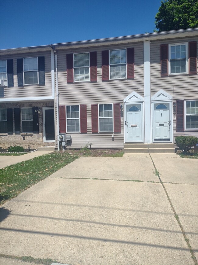 Photo - 3003 Tatnall St (Wilmington, DE) House