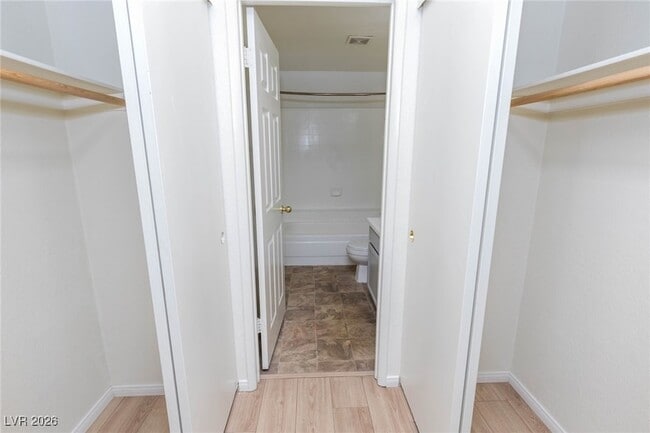 Building Photo - 5072 S Rainbow Blvd