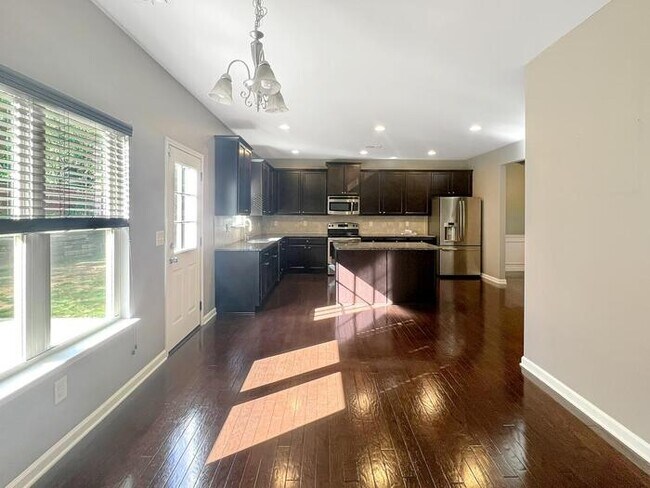 Foto del edificio - House - 4 Beds - 2.5 Baths