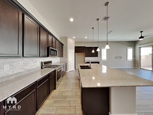 Building Photo - 22530 E Tierra Grande