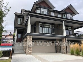 Building Photo - 12925 Lake Hill Dr