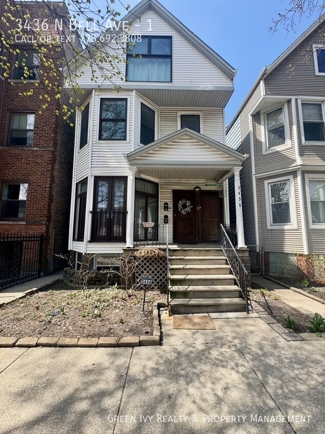 Foto principal - 3436 N Bell Ave